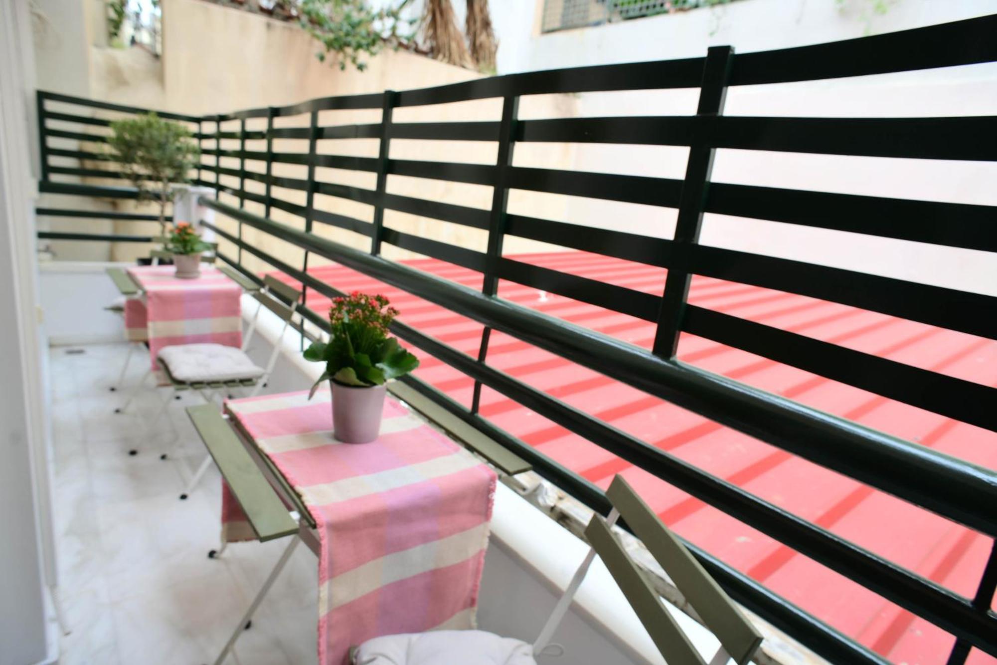 Mets Souites Apartment Athena Bagian luar foto